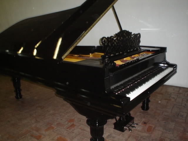 <center>Musical Pianoforte</center>